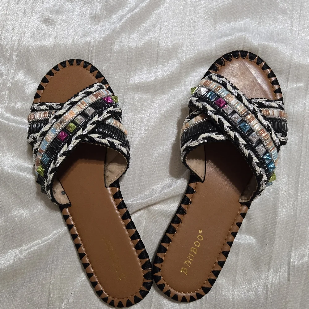 Beaded Black Multicolor Cross-Strap Slide Sandals - Women By Bamboo Size 8 NWOB.